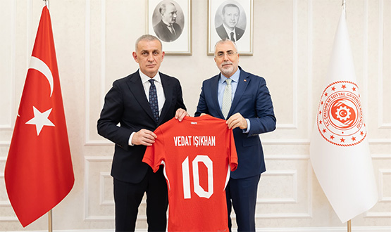 Bakan Hacosmanolu'ndan alma ve Sosyal Gvenlik Bakanmz Ikhan'a Ziyaret