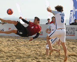 Lale Festivali Uluslararas Plaj Futbolu Turnuvasnda 1. gn