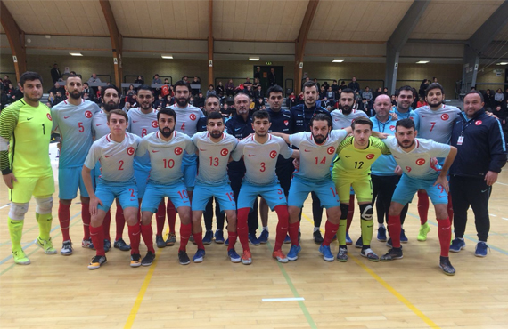 Futsal Milli Takm, Danimarka'ya 5-4 yenildi