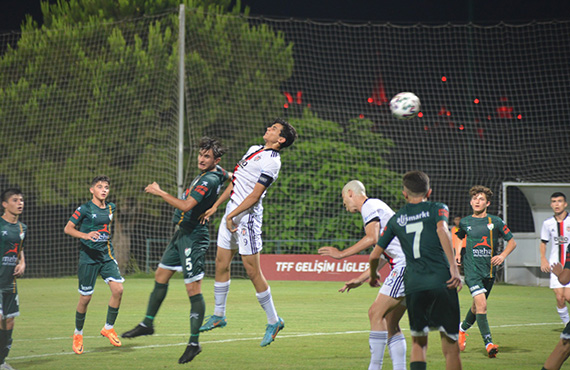 U15 Geliim Ligi'nde Fenerbahe A.. ile Bursaspor finale ykseldi