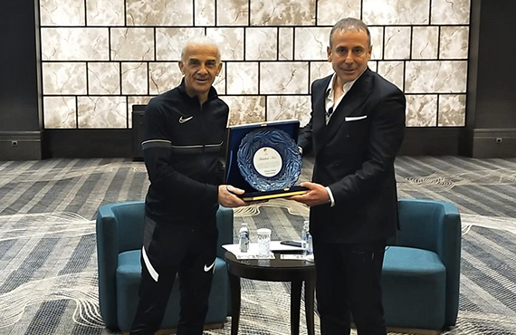 Abdullah Avc, Pro Lisans Antrenr Eitim Program'na konuk oldu