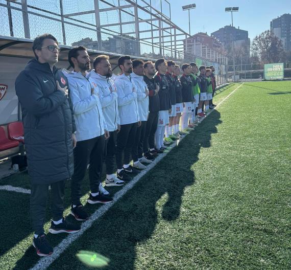 Orjinal boyutlar� i�in t�klay�n�z