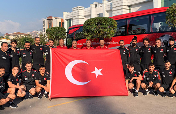 Futsal Milli Takm'ndan Cumhuriyet Bayram kutlamas