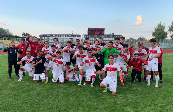 U17 Milli Takm, Slovakya'y 3-2 yendi