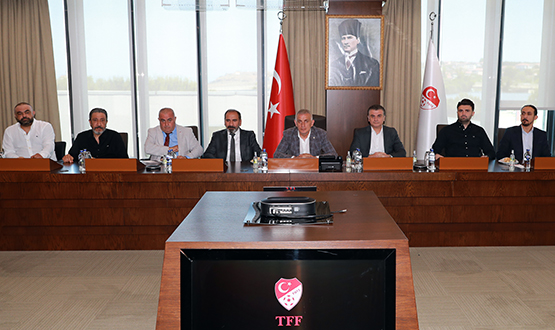 TFF Başkanı Hacıosmanoğlu, TFF 2. Lig Kulüp Başkanları ile Bir Araya Geldi