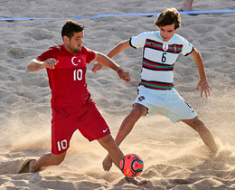 Plaj Futbolu Milli Takm, Portekiz’e 4-2 yenildi