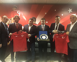 TFF ve zbekistan Futbol Federasyonu bir araya geldi