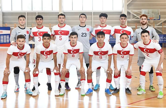 Futsal U19 Milli Takm, Polonya U21 Takm'na malup oldu