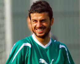 Ali Tandoan: "Duygularmla oynuyorum"