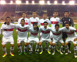 U17s beat Azerbaijan: 4-0