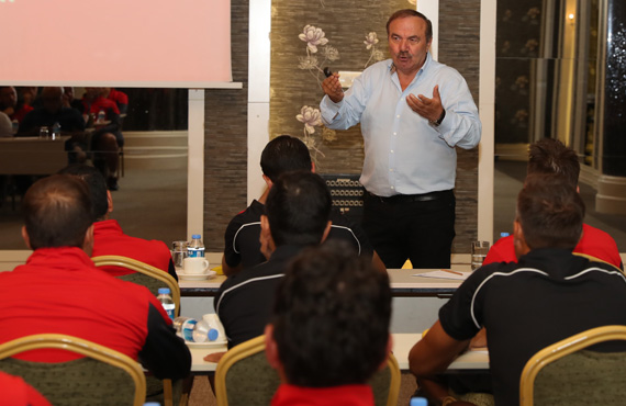 Sper Lig Hakem Semineri balad