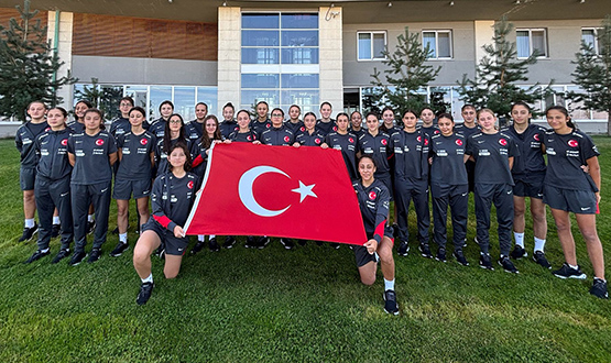 U17 Kz Mill Takmmz, 30 Austos Zafer Bayram'n Kutlad
