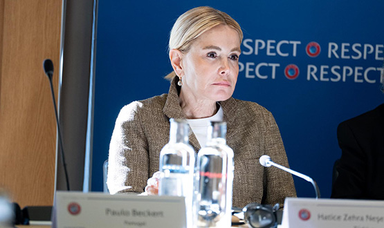 Zehra Ne�e Kavak, UEFA Sa�l�k Komitesi Toplant�s�'na Kat�ld�
