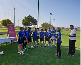 UEFA-TFF i birliiyle kadn antrenrler iin workshop dzenlendi