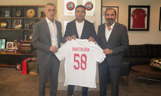Net Global Sivasspor Bakan Eken'den TFF Bakan Hacosmanolu'na Ziyaret