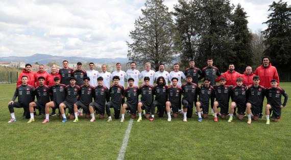 Orjinal boyutlar� i�in t�klay�n�z