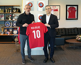 R�za Bilgi�ten TFF Ba�kan� Hac�osmano�lu�na Ziyaret