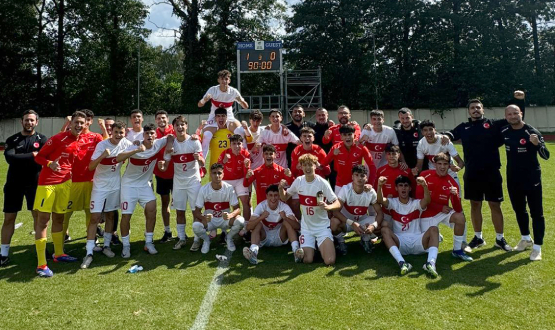 U16 Mill Takmmz, Drtl Turnuvada Estonya'y 1-0 Yenerek ampiyon Oldu