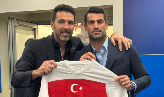 EURO 2032'nin Futbol Elileri Volkan Demirel ve Gianluigi Buffon Bir Araya Geldi