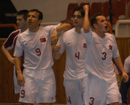 Futsal A Milliler, Letonyay 3-2 yendi