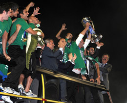 Bursaspor ampiyonluk kupasn ald
