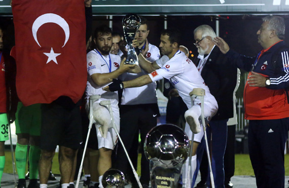 Ampute Futbol Milli Takm'n tebrik ederiz