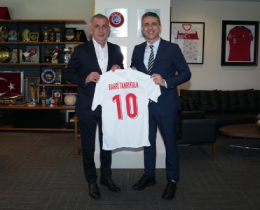 Bahri Tanr�kulu, TFF Ba�kan� Hac�osmano�lu�nu Ziyaret Etti
