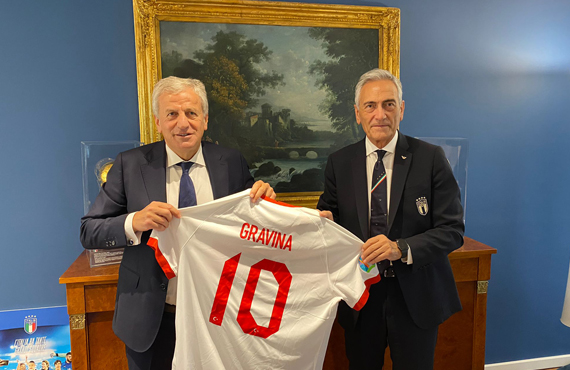 Yardmc'dan talya Futbol Federasyonu Bakan Gravina'ya ziyaret
