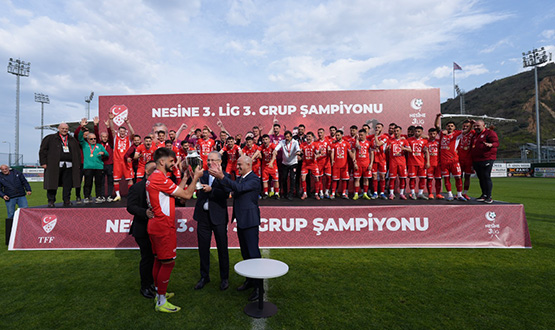 Nesine 2. Lig'e Y�kselen Sebat Gen�lik Spor Kupas�n� Ald�