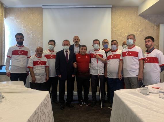 Orjinal boyutlar iin tklaynz