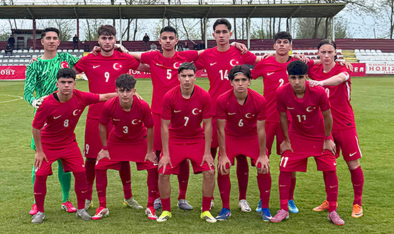 U16 Mill� Tak�m�'n�n Karadeniz Turnuvas� Aday Kadrosu A��kland�