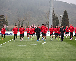 A Mill� Tak�m�da Romanya S�nav�n�n Haz�rl�klar� S�r�yor