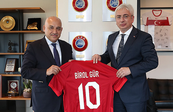 Birol Gr'den Bakan Mehmet Bykeki'ye ziyaret
