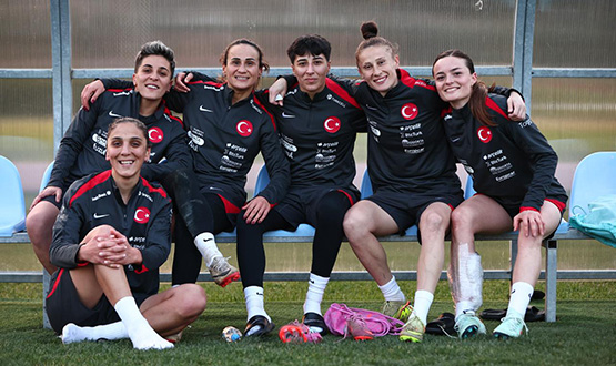 Kad�n A Mill� Tak�m�m�z Yar�n Sabah Medya G�n� D�zenliyor