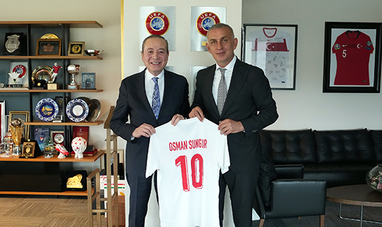 Osman Sungur, TFF Bakan Hacosmanolu'nu Ziyaret Etti