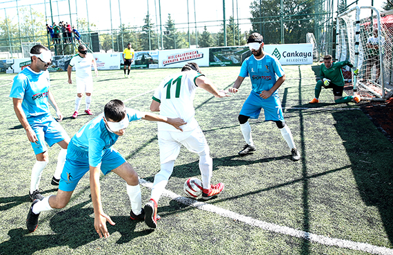 Sesi Grenler Futbol Ligi'nde bakent derbisi berabere bitti