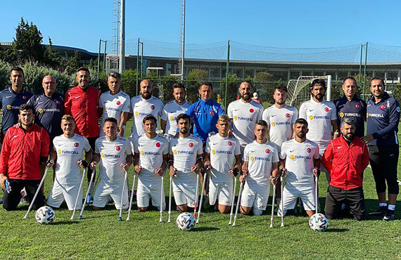 Ampute Futbol Milli Takmmz Avrupa ampiyonas ncesi Riva'da kampa girdi