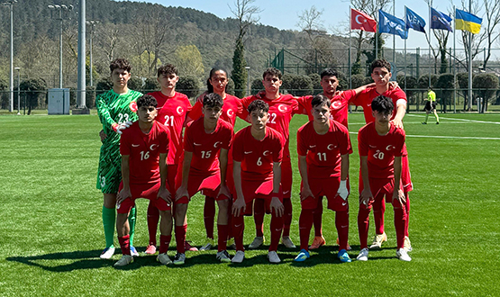 U15 Mill� Tak�m�m�z, Ukrayna'ya 2-1 Ma�lup Oldu