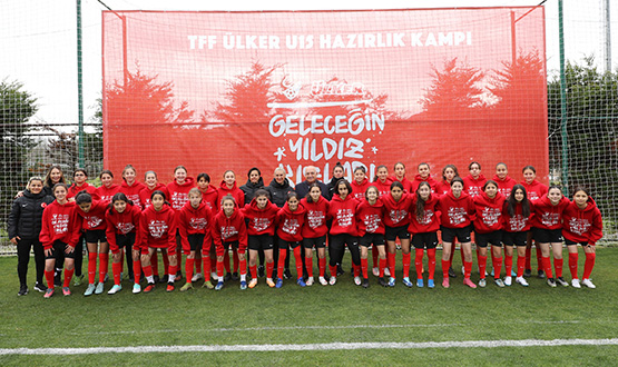 Bakan Mehmet Bykeki, Gelecein Yldz Kzlar'nn lk almasn zledi