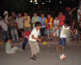 Kayseride Sokak Futbolu Ramazan etkinlikleri balad