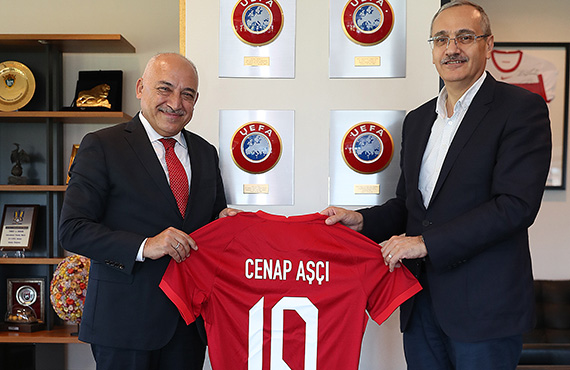 Cenap A'dan TFF Bakan Mehmet Bykeki'ye ziyaret
