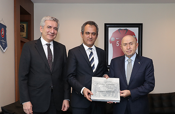 Milli Eitim Bakan Yardmcs zer'den Bakan zdemir'e ziyaret