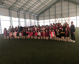 Kadn Futbolu Gelitirme Projesinde saha almalar balad