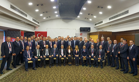 Temsilciler Kurulu B�lgesel E�itim ve De�erlendirme Toplant�s� �zmir'de Yap�ld�