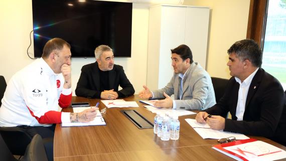 Orjinal boyutlar iin tklaynz