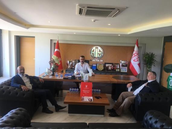 Orjinal boyutlar iin tklaynz