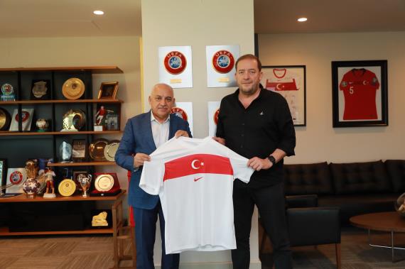 Orjinal boyutlar iin tklaynz