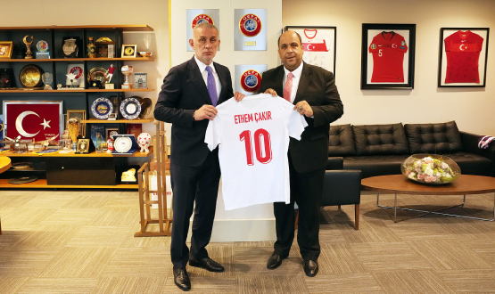 Ethem akr, TFF Bakan Hacosmanolu'nu Ziyaret Etti