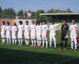 U19 Bayan Milliler, Moldovay 8-0 yendi