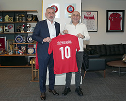 S�leyman Hurma, TFF Ba�kan� Hac�osmano�lu�nu Ziyaret Etti